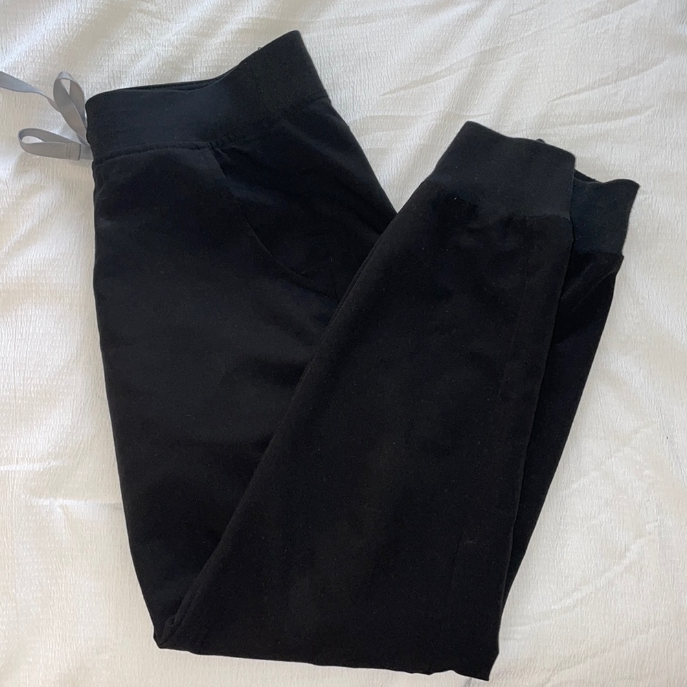 FIGS Zamora™ Jogger Scrub Pants — Black